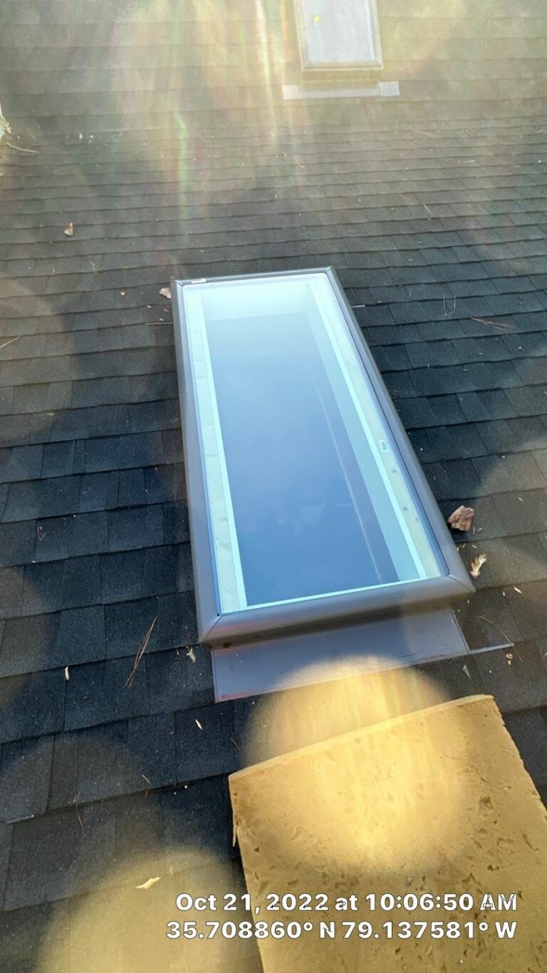 VELUX Sun Tunnel 14-inch bathroom solution